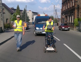 GeoSpectrum - Location of eluting zones and loosening in the bedding layer and substructure of road using a multi-channel GPR method